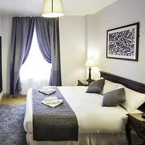 3* Hotel The Sweeney